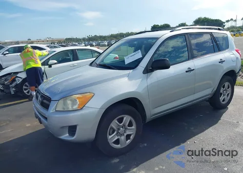 2010 Toyota Rav4 z USA, uszkodzony, nr VIN JTMKF4DV2A5028343